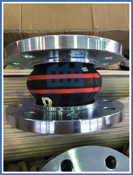 компенсатор резиновый фланцевый в Щёлково